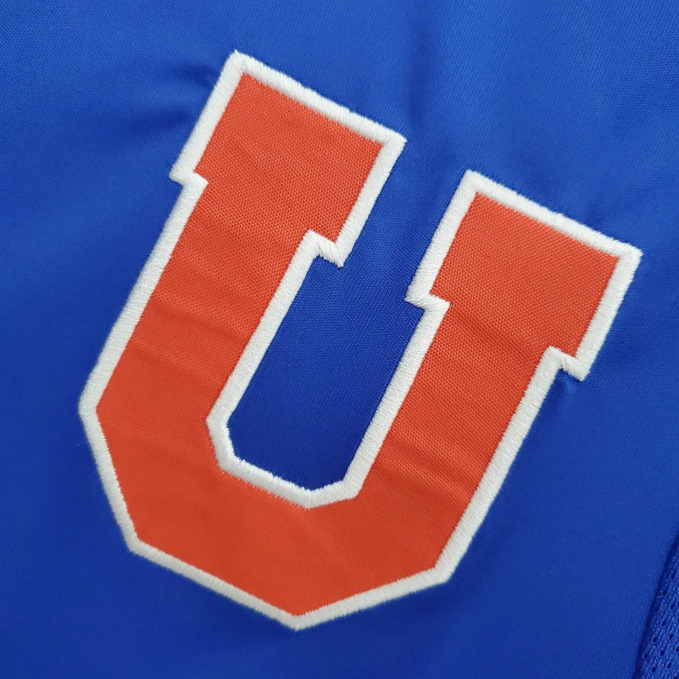 Camiseta U de Chile local 2011